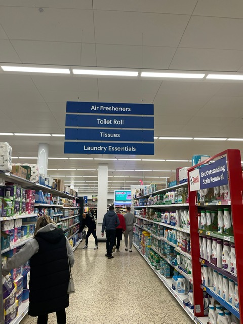 ef40d8c3-fe60-4768-8849-68af39963611